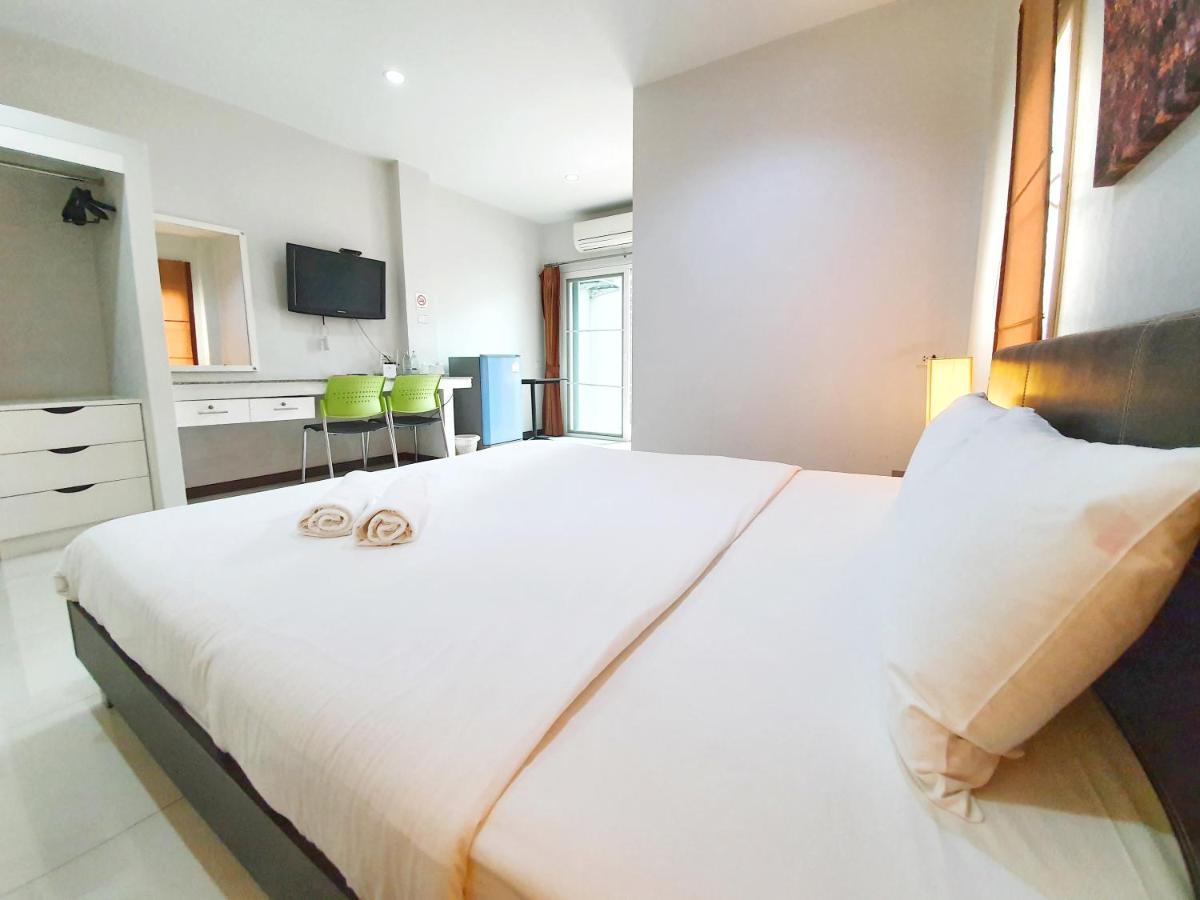 Orchid Surin Exterior foto